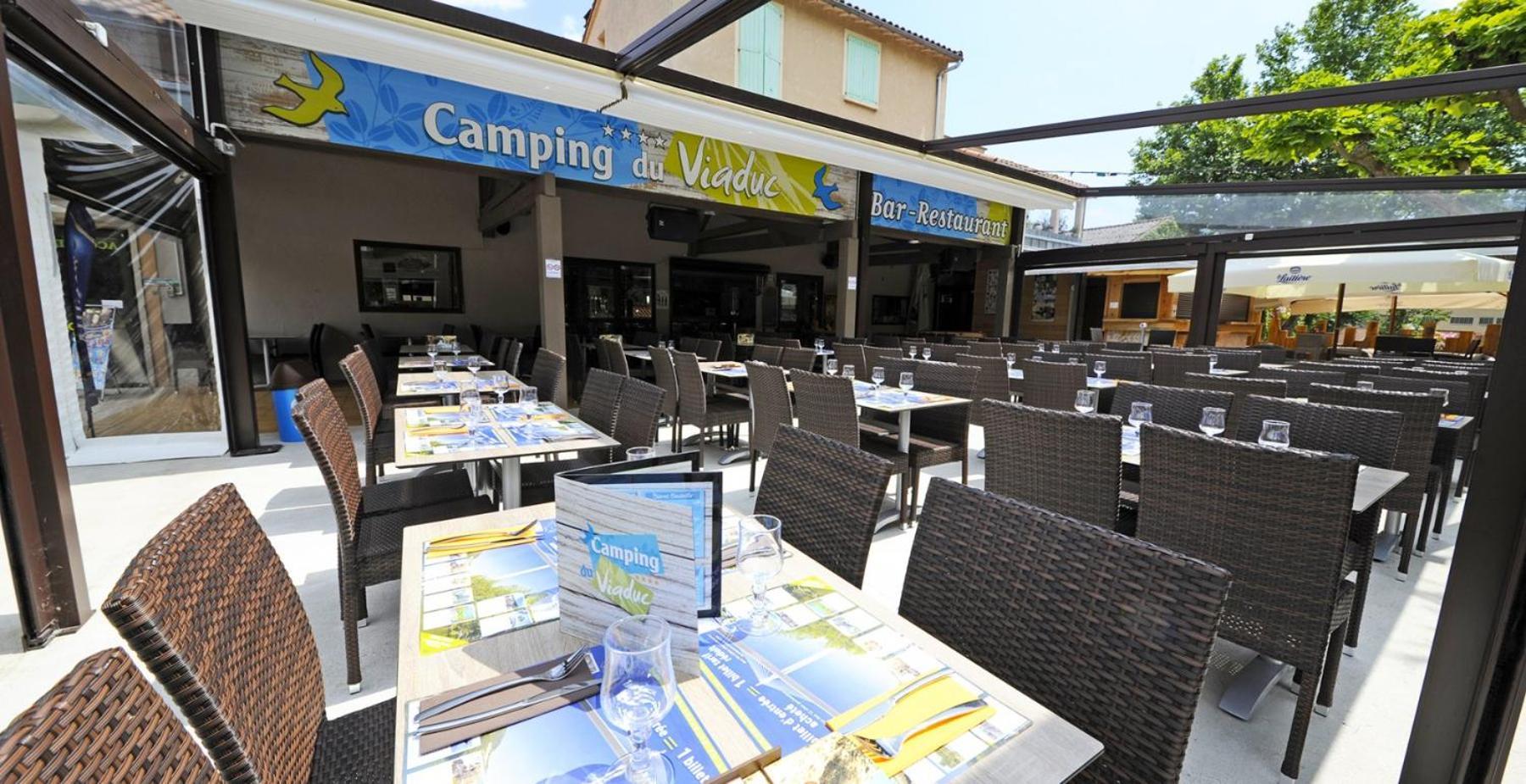 Mobil Home Xxl 4 Chambres - Camping Le Viaduc Millau Exterior photo